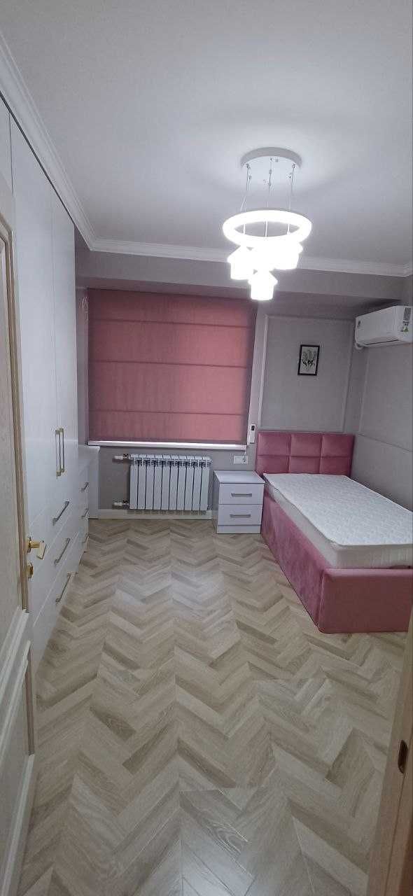 R6 Сдаю Квартиру 4/2/4 на Чиланзарский р-н! ор-р Парус !!!