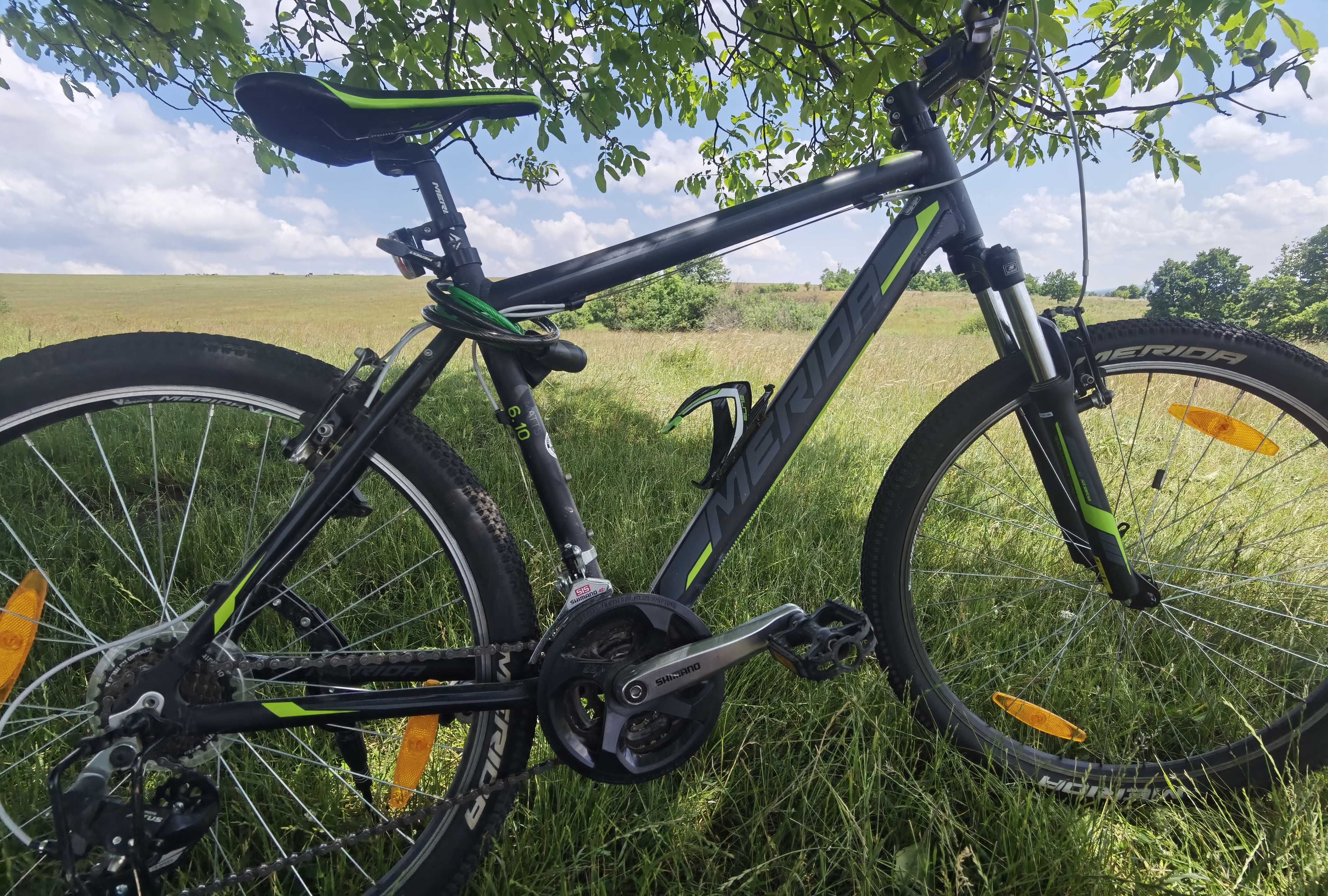 Vând bicicleta merida