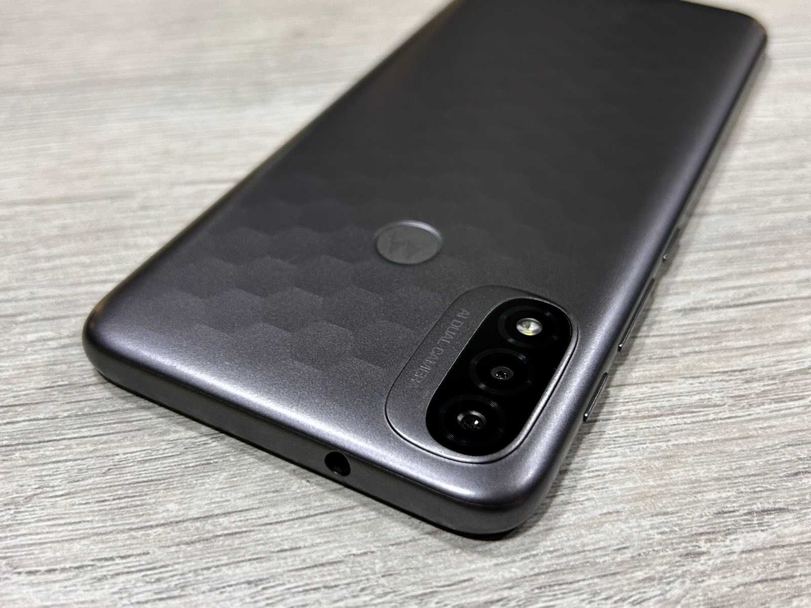 Motorola E20 32GB 2GB RAM Dual