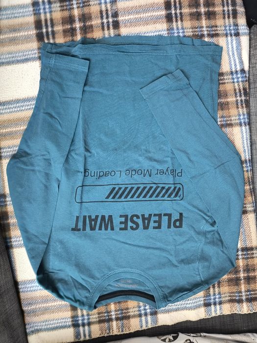 Дрехи за момче 9 до 10 год, 134-140 см блузи, 1 чифт дънки