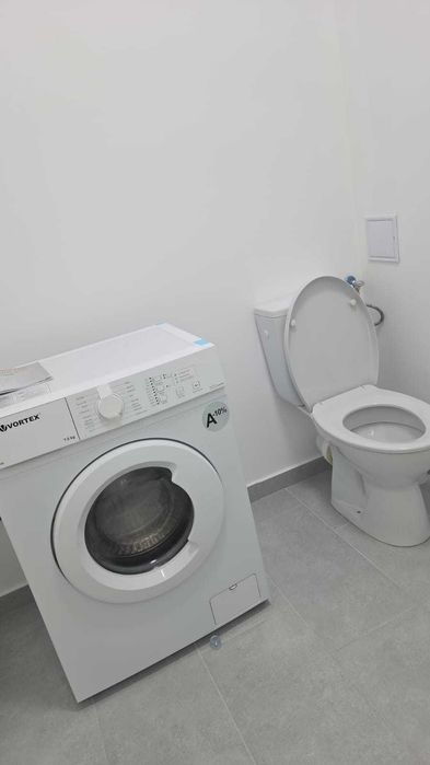 Proprietar inchiriez garsoniera Militari Residence