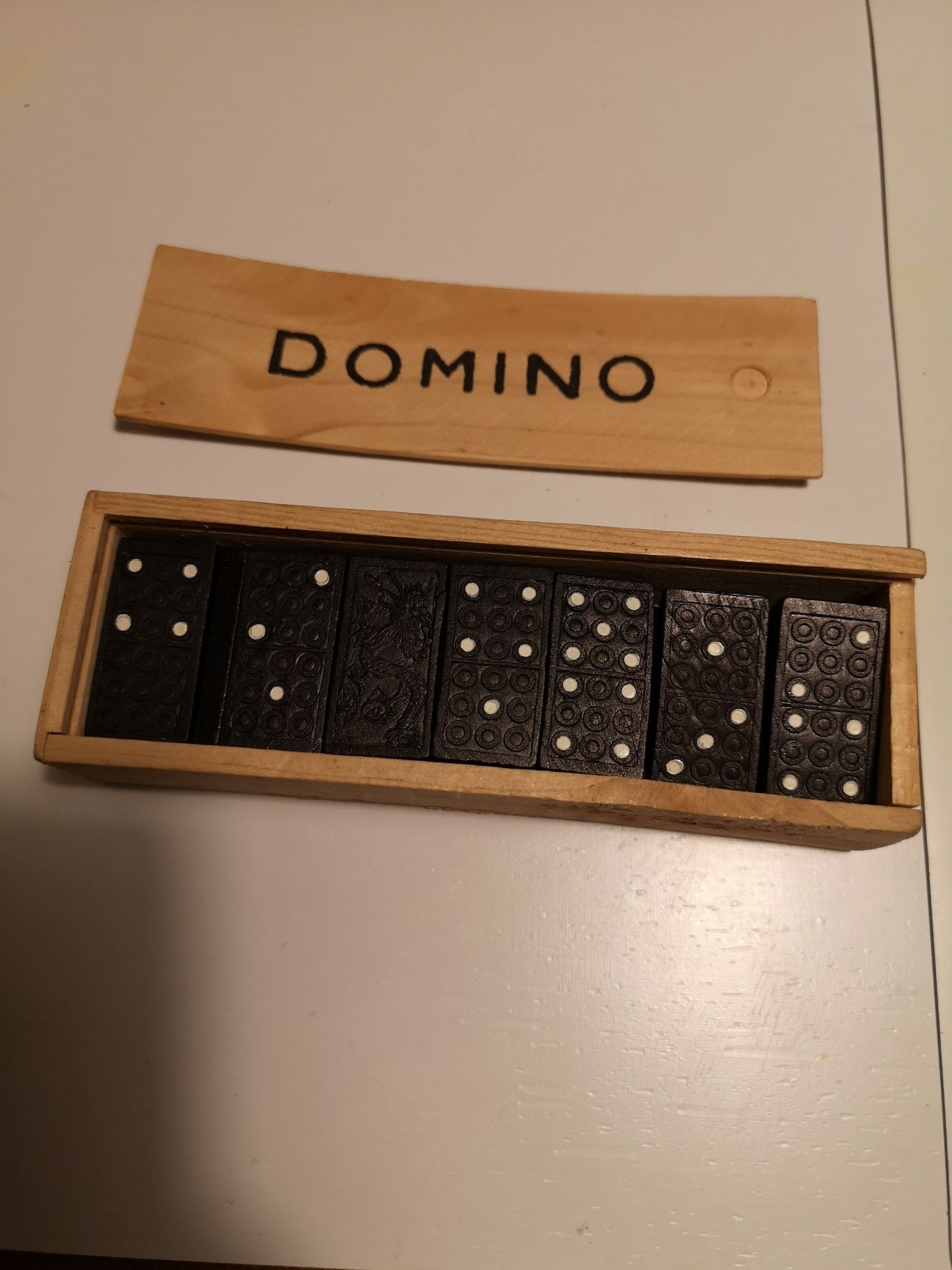 Joc de societate Domino gandire logica