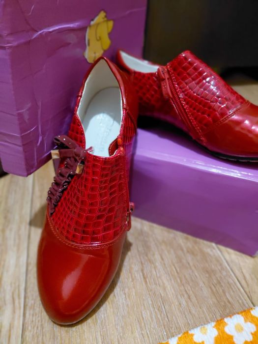 Туфли детские новые