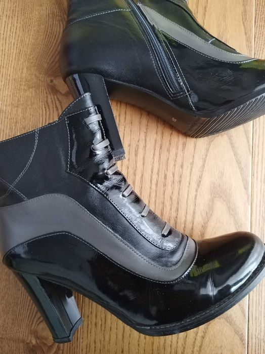 Ghete de dama Nike 39