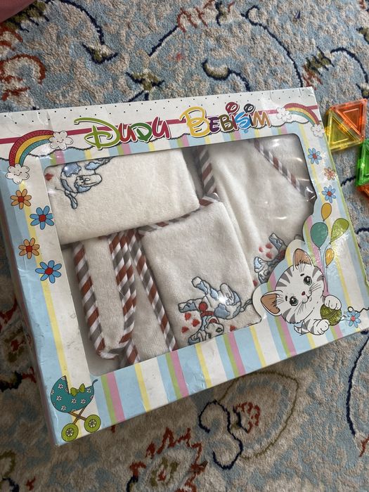 Халат, 2 полотенца детские