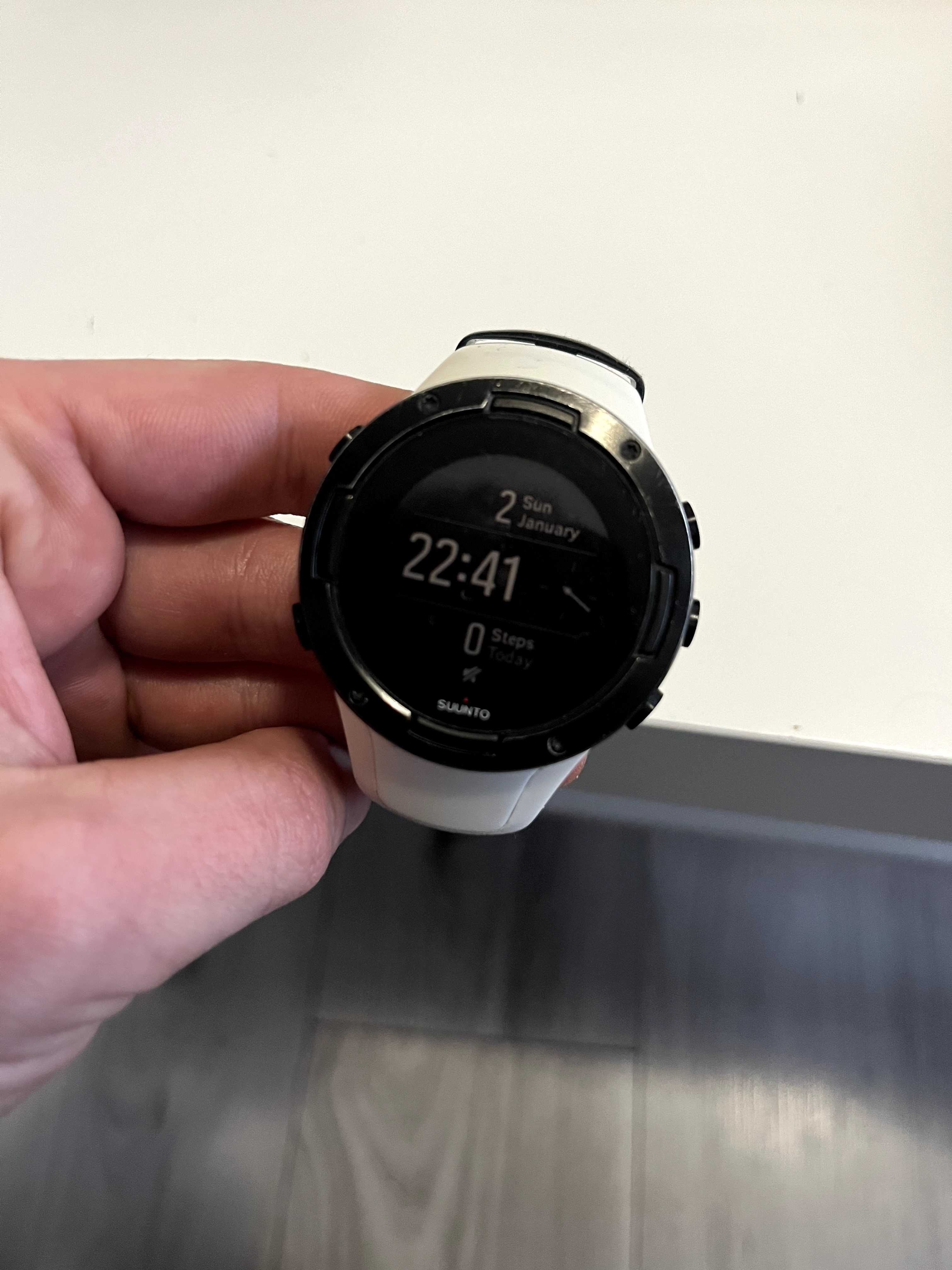 Ceas Sport GPS, Suunto 5