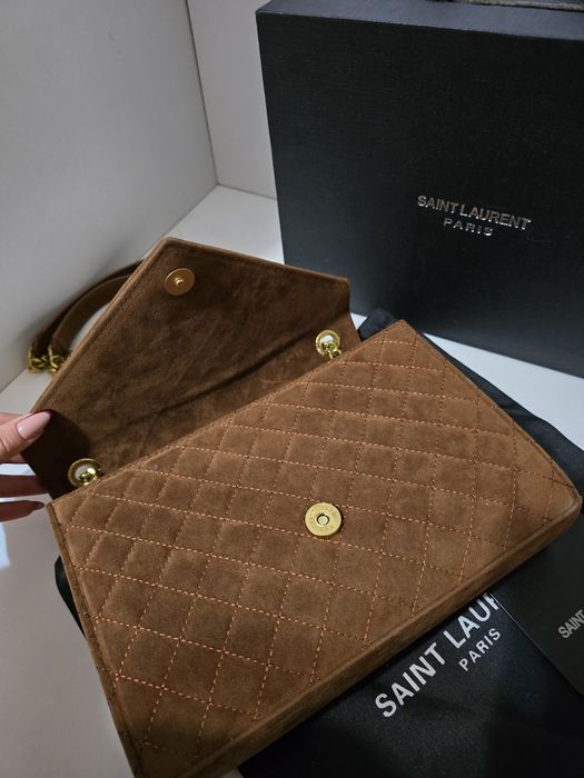 Налична чанта YSL Envelope
