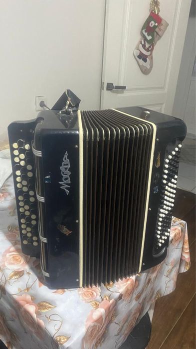 Продается баян в хорошем и рабочем состоянии