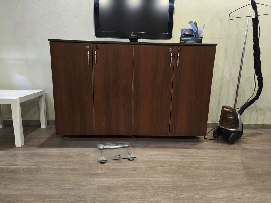 Шкаф тумба коричневый