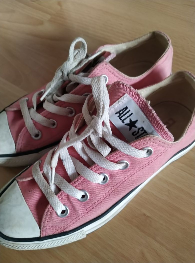 Кецове Converse номер 35