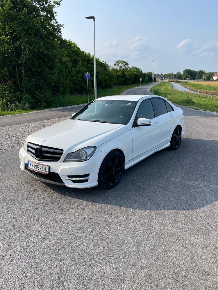 Mercedes Benz C class 1.8 benzina 2012