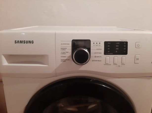 Продам стиральную машину Самсунг