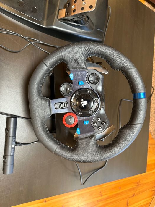 Logitech G29 Driving Force Racing Wheel