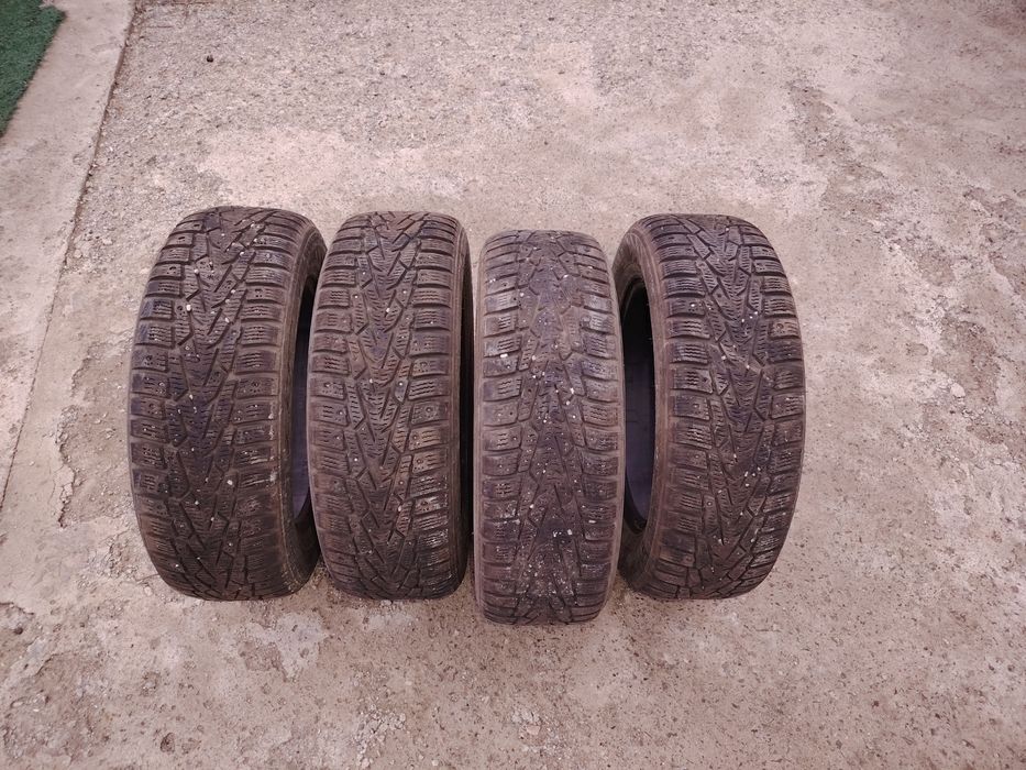 Продам шины зимние