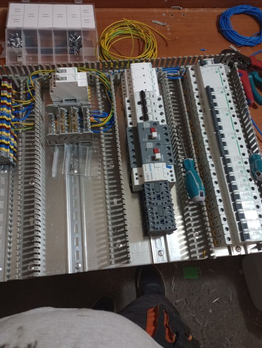 Ел.табла за басейни  фонтани и други