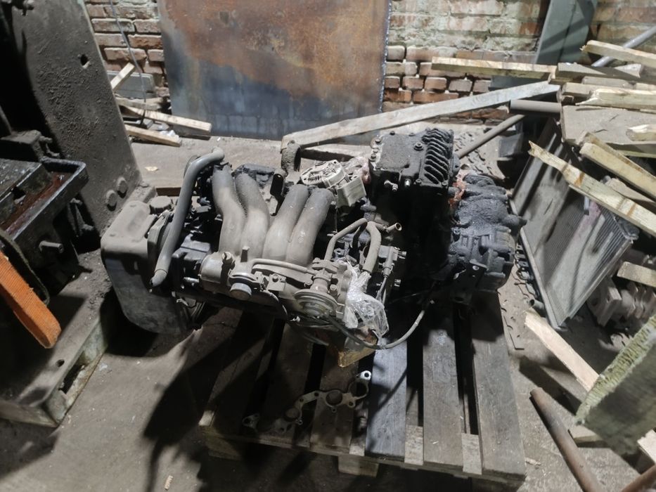 Продам двигатель с коробкой на Камри 20