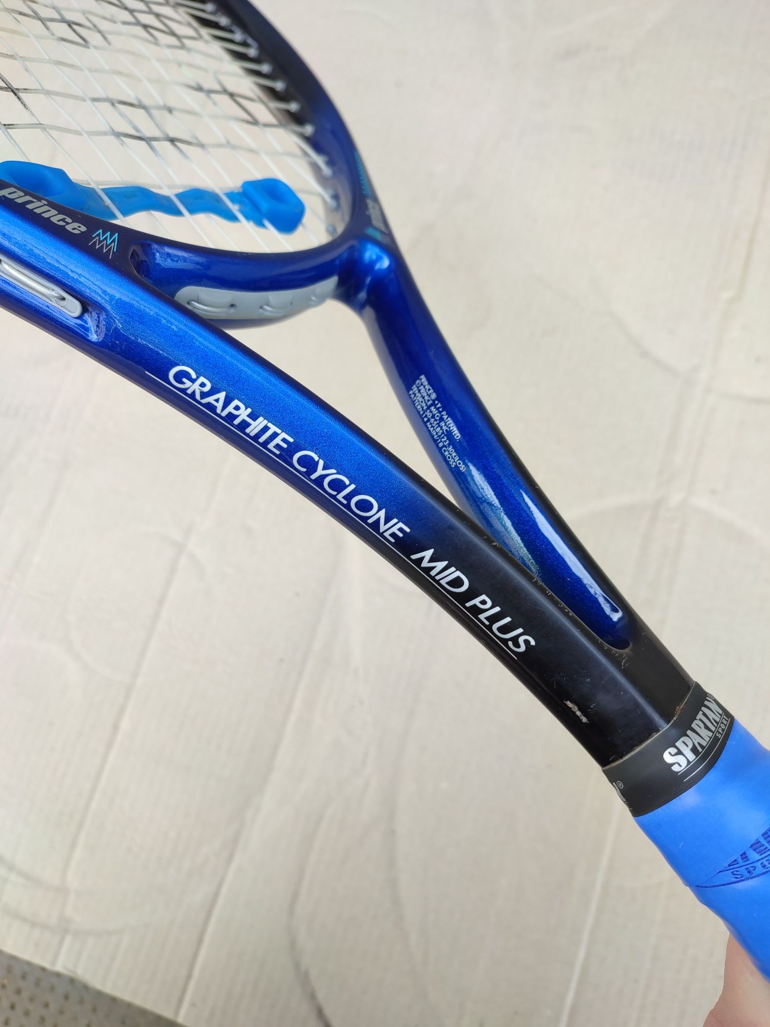 Prince Graphite Cyclone-Racheta tenis profesionala