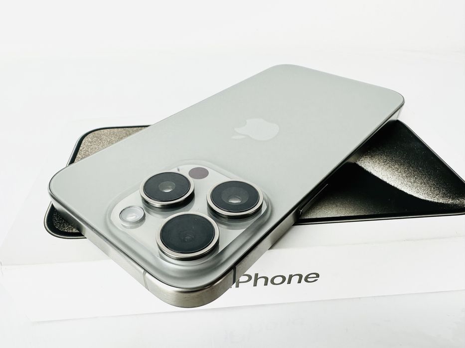 Apple iPhone 15 Pro Max 256GB Natural Titanium 90% Батерия! Гаранция!