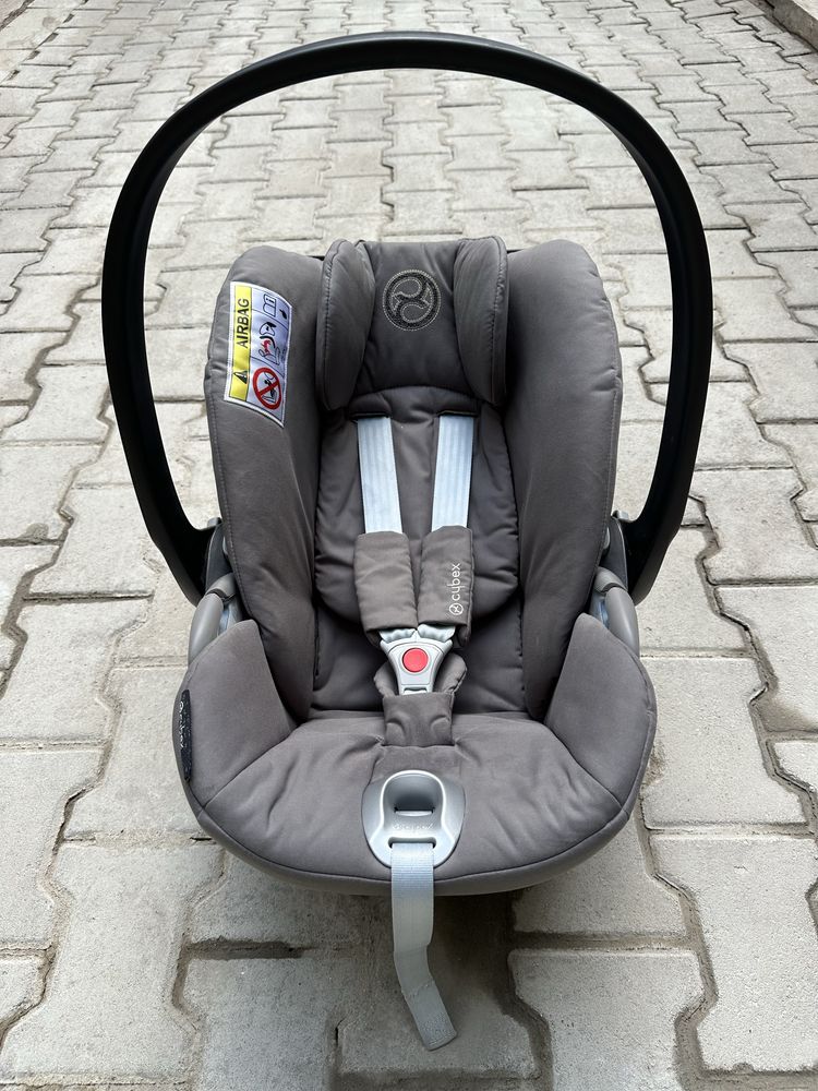 Стол за кола Cybex Cloud Z i-Size  с Isofix въртаща се база