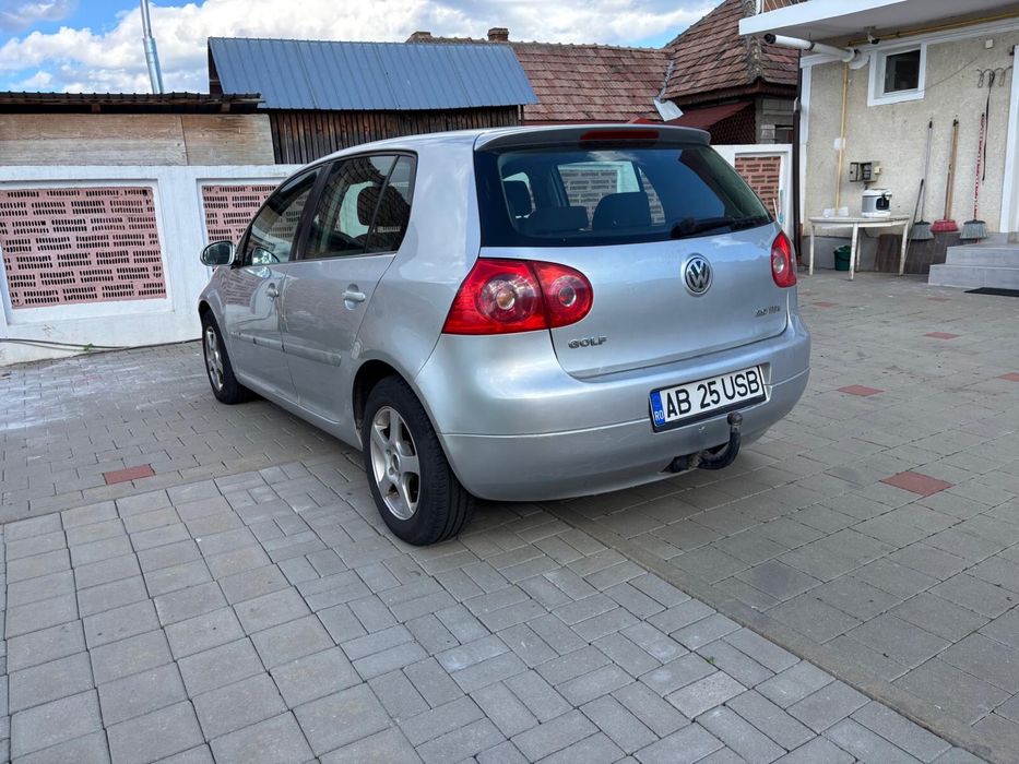 Volkswagen golf 5