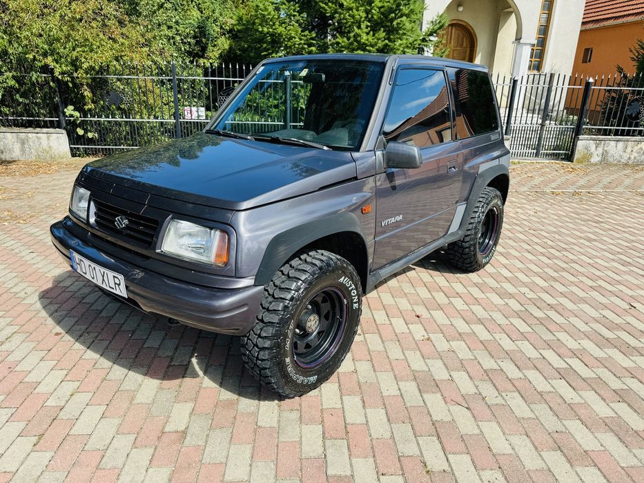 Suzuki Vitara 1.6 16v 4x4 mic/mare impecabil recent adus