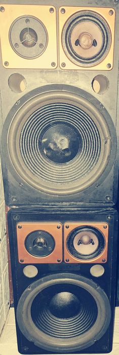 Тонколони магнат