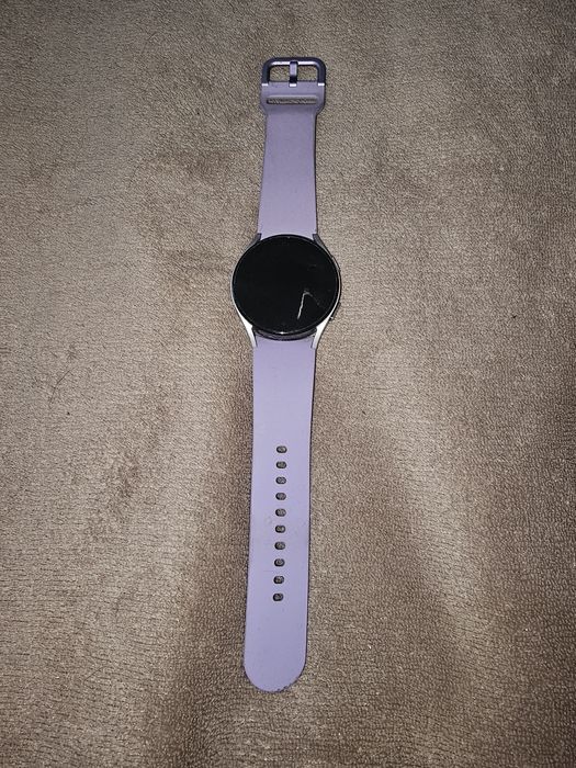 Часовник Samsung