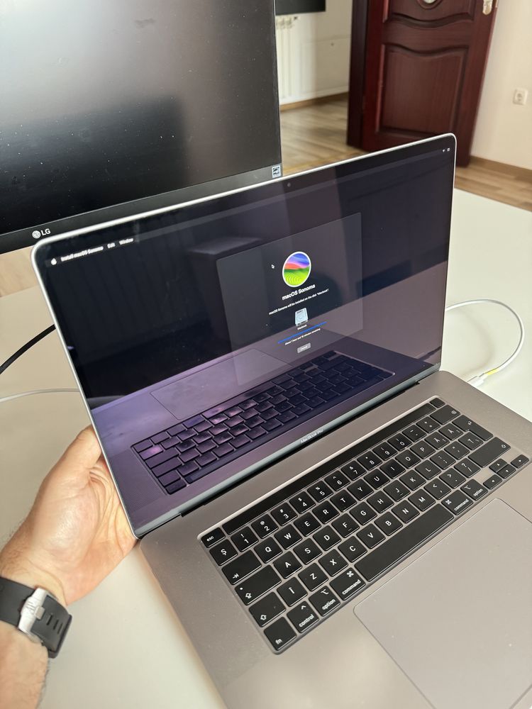 Macbook pro 16 2019 i7