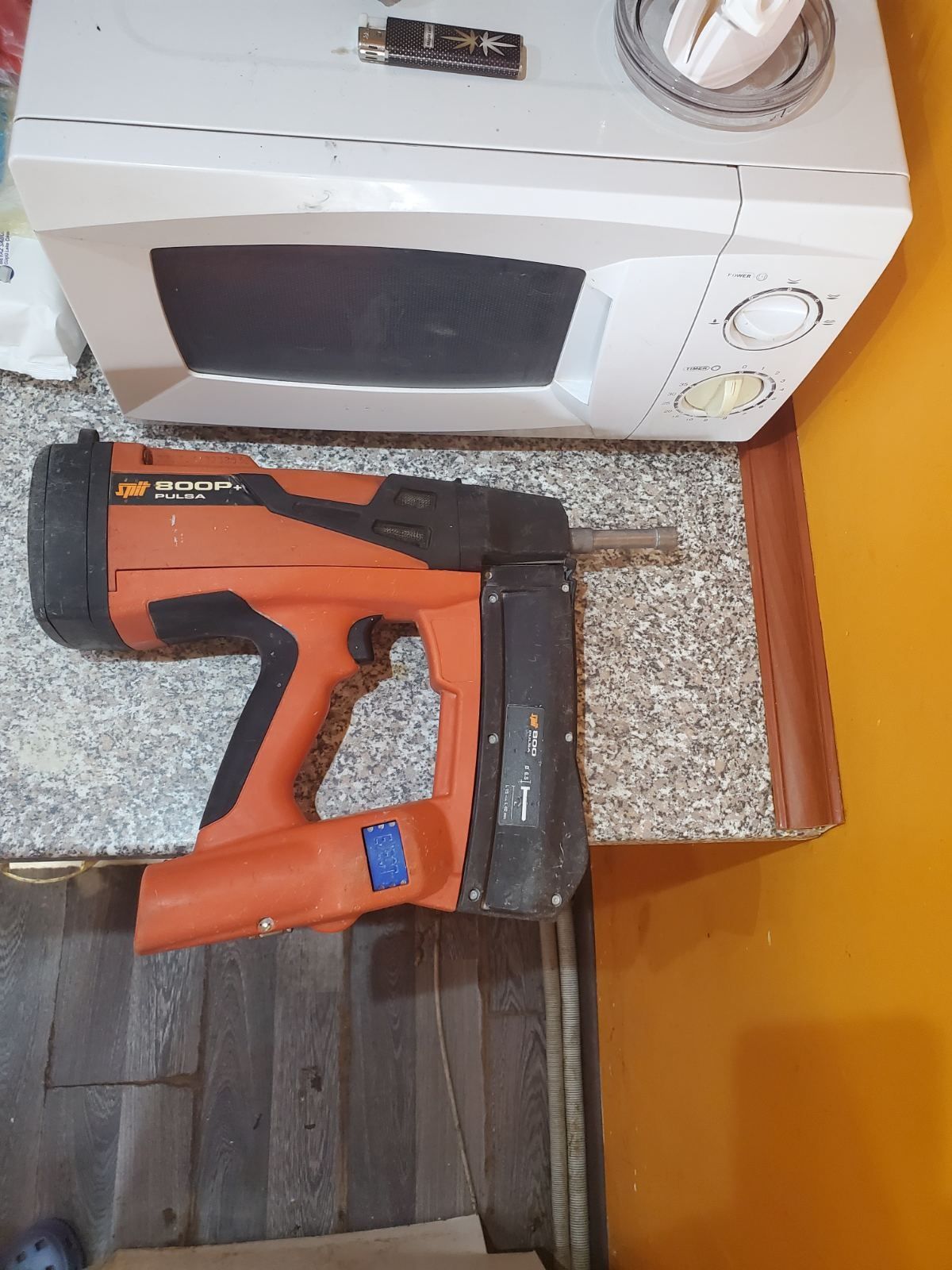 Spit Pulsa 800P + Gas Stapler