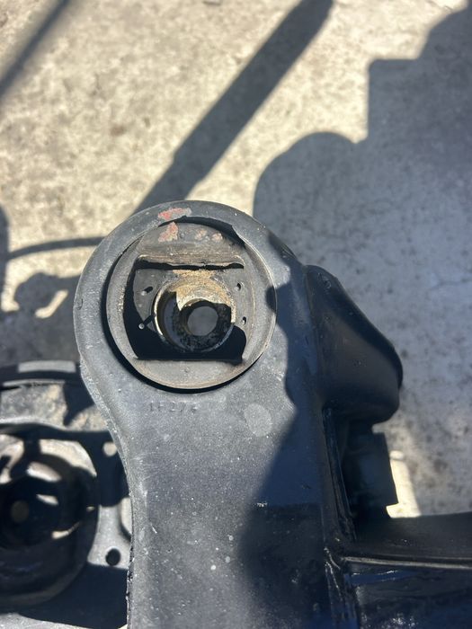 Заден мост комплект Мерцедес 124,2,5 дизел, 90 к.с.