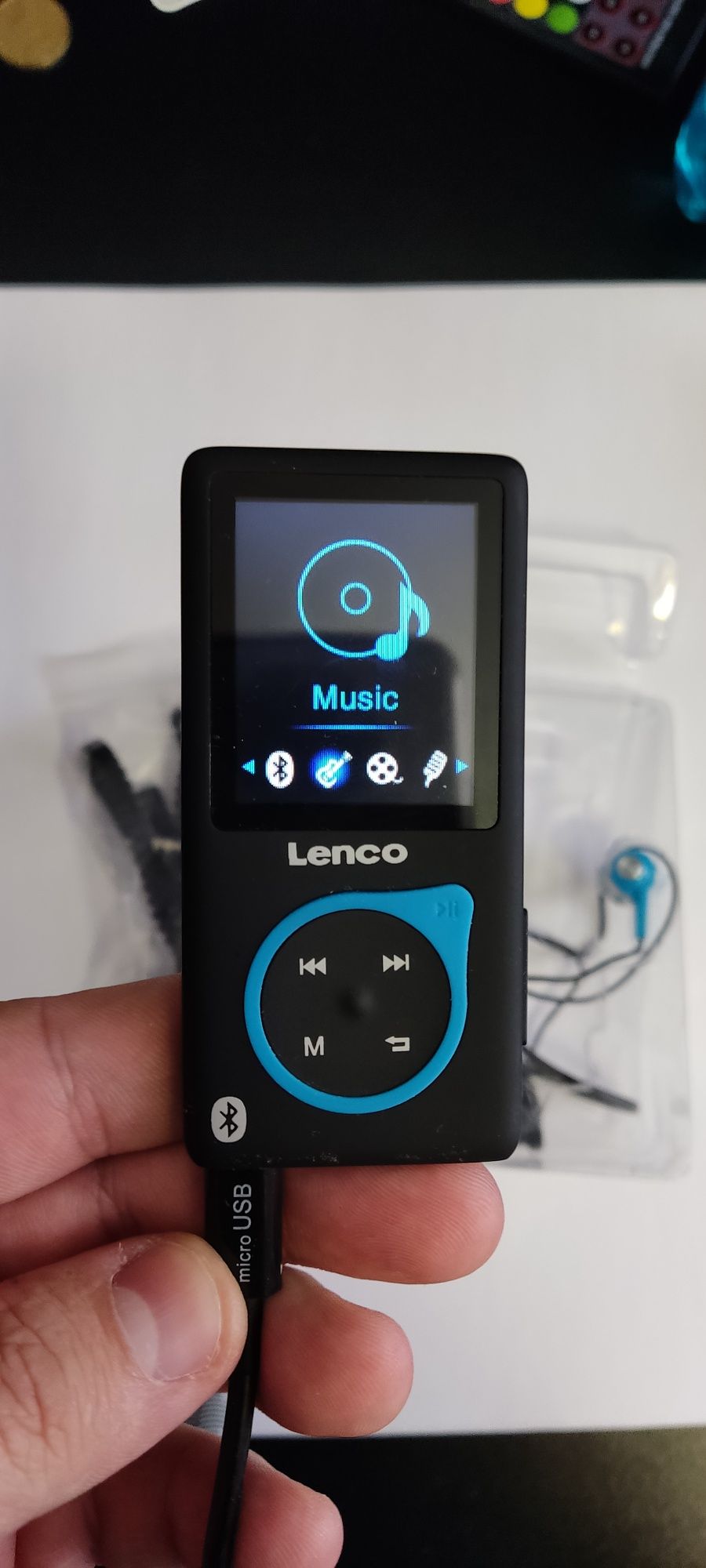 MP3/MP4 Lenco xemio 767BT Nou pachet