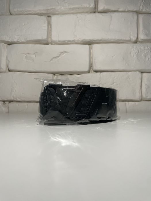 Curea Louis Vuitton Full Black cu cataramă LV, nouă