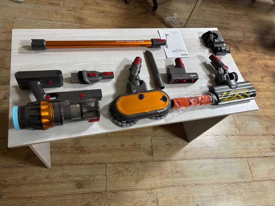 Вертикальный пылесос Dyson оригинал +доставка