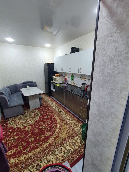 Уй сотилади 3,5 сутик Шуро бозор