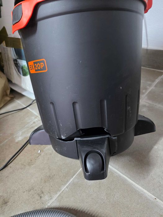 Aspirator, Black & Decker, BXVC20PE, umeda/uscata - Bidon Spart