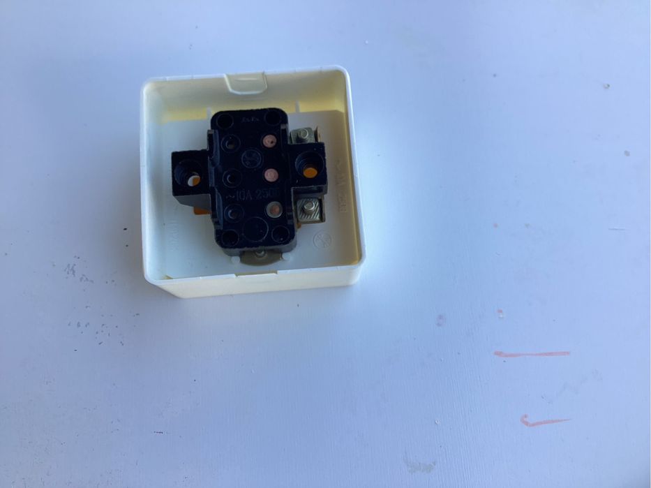 Луксозен външен ел. превключвател