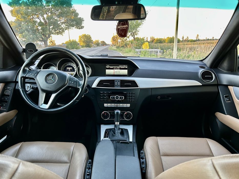 Mercedes W204 facelift