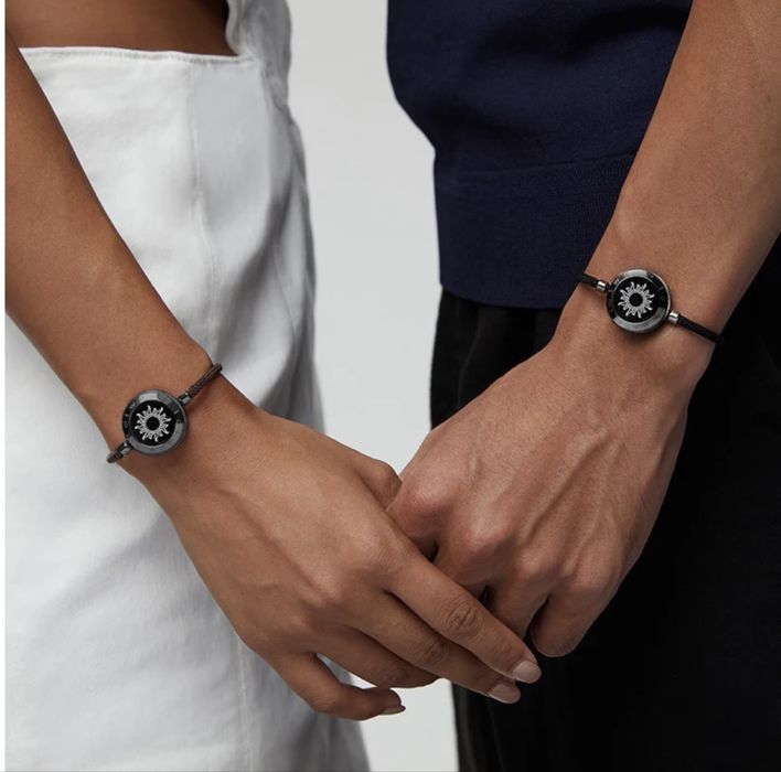 Tootwo Оригиналните умни бижута, които свързват любовта