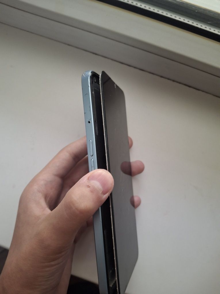 Продам OPPO A57.