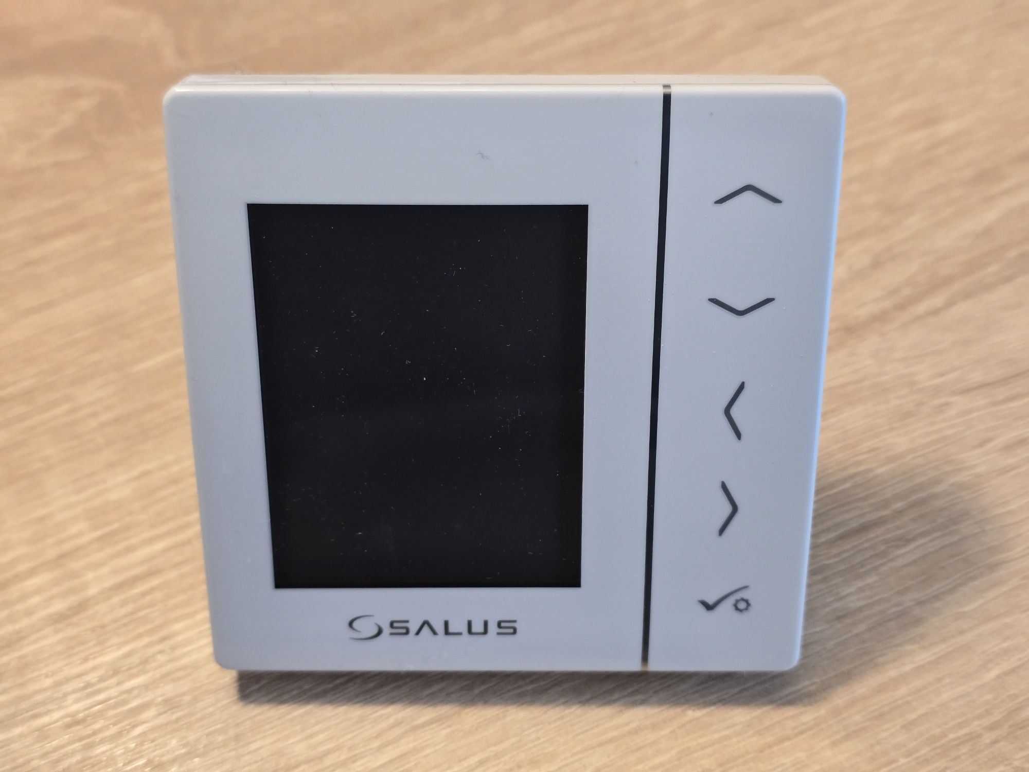 Termostat Salus VS30W