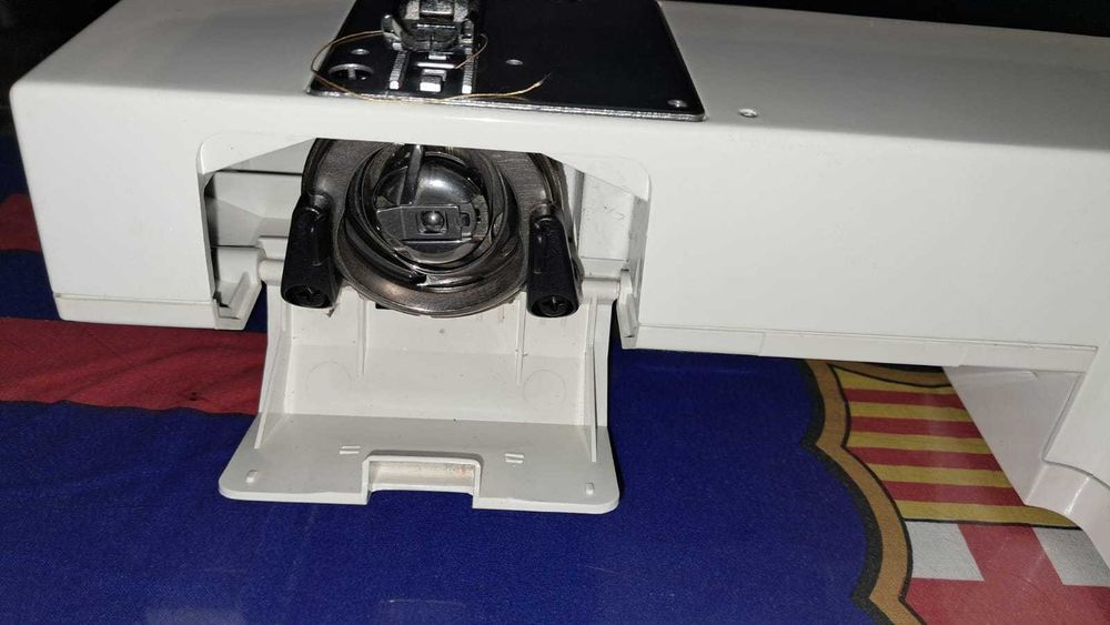 Mașină de cusut nemțească