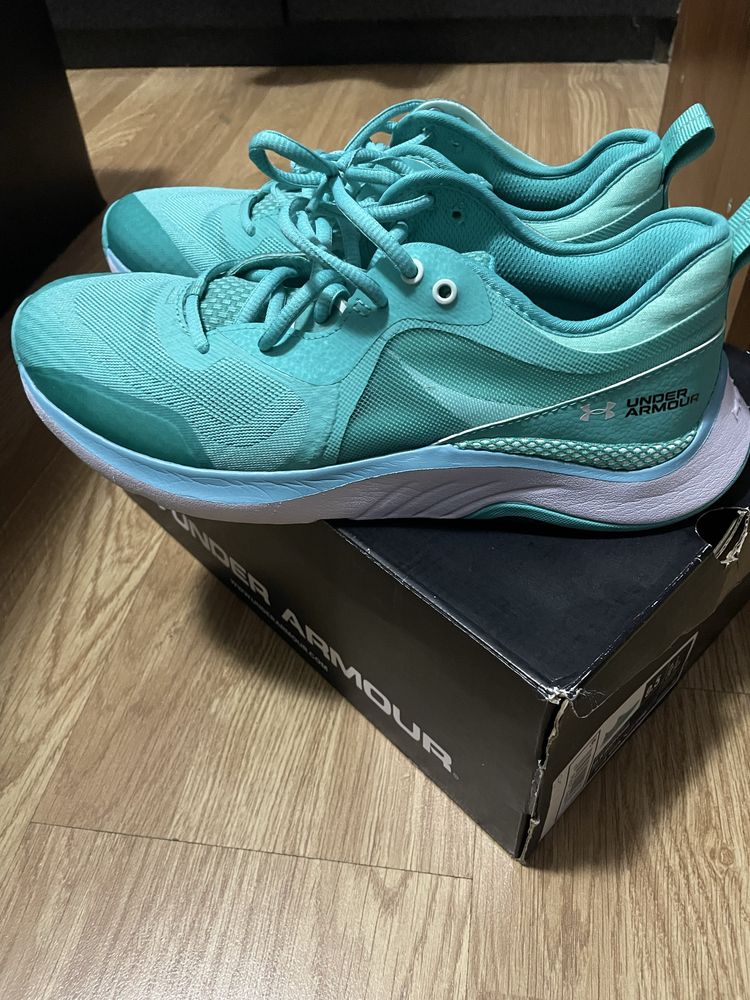 Under armour HOVR