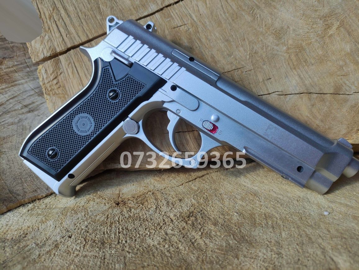 Pret BOMBA 4.5J PUTERE Beretta m92 silver FullMetal Co2 pistol airsoft