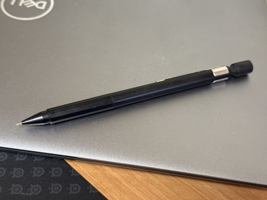 Creion mecanic Faber Castell Quelle 0.5