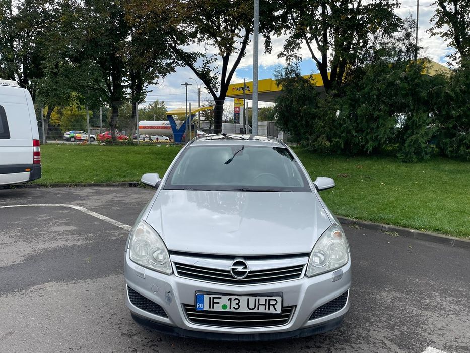 Vand opel astra h an 2009 motor 1.7 diesel   proprietar