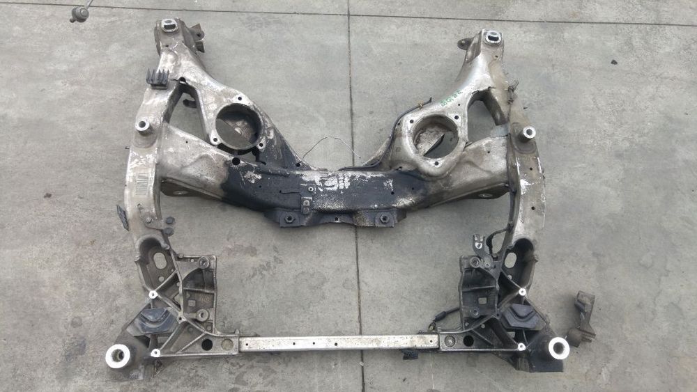 Jug cadru motor bmw seria 5 f10 f11 535 6796693