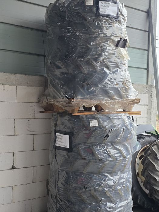 Anvelope cu geanta Deutz,Same Lamborghini14,9 R24,380/85R24