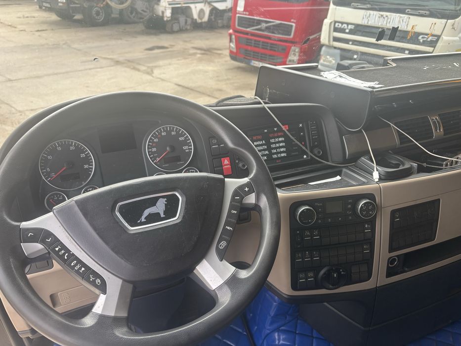 Man TGX 460-semiremorca Fliegel