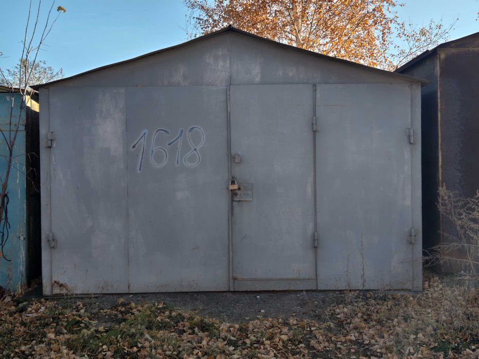 Металлический гараж 4х6 "Южный-2"