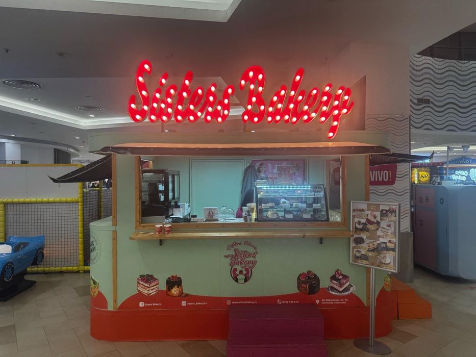 Vand rulota  comerciala tip tramvai